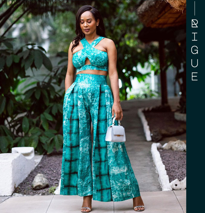 Scheena Donia porte l'ensemble Varano à Kinshasa